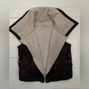 FAUX Leather Sheepskin Sherpa Vest M/L